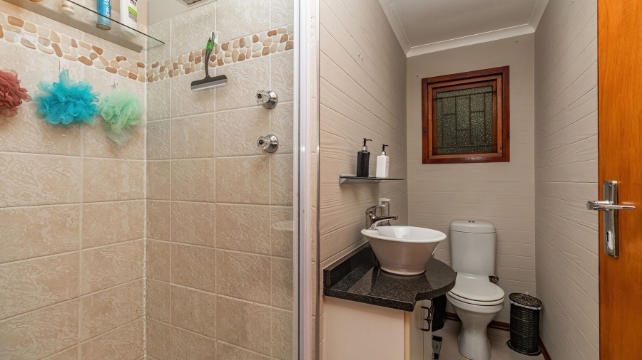 3 Bedroom Property for Sale in Sedgehill Western Cape